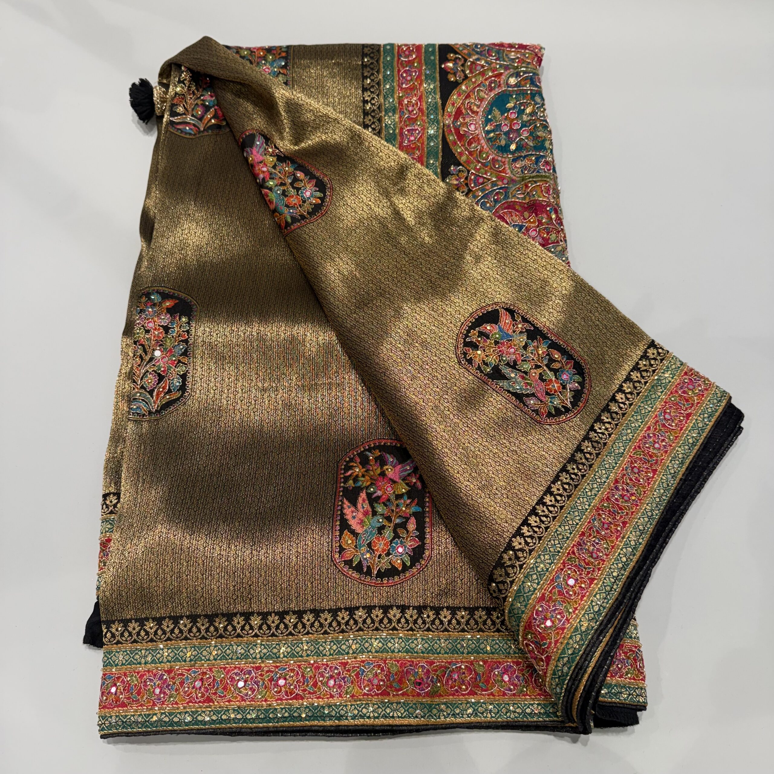 Black Pure Silk Royal Saree - Image 2